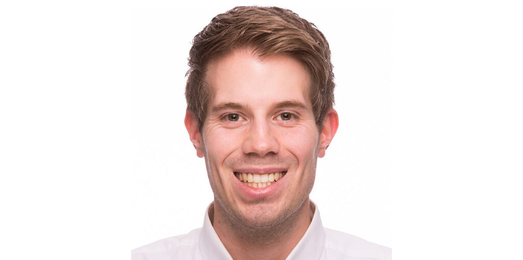 Dr. Töpfer Patientenstimme Mann Privatpraxis Wiesbaden